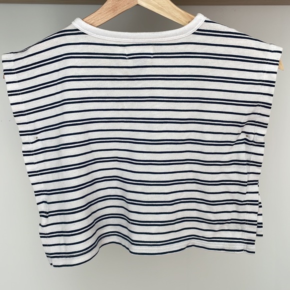 Old Navy poncho / swim cover up - Picture 4 of 6